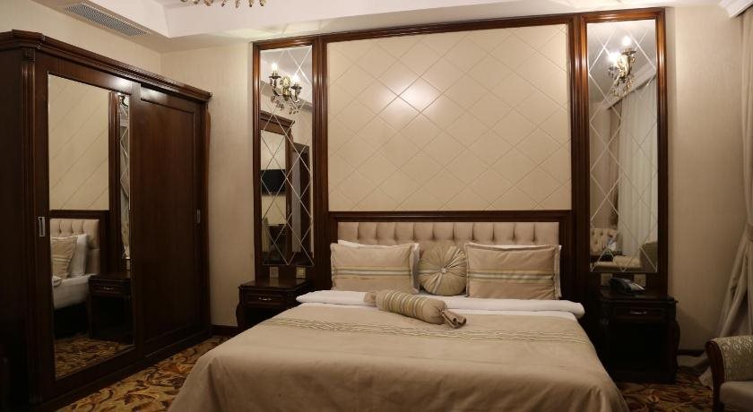 Atlas Hotel 19