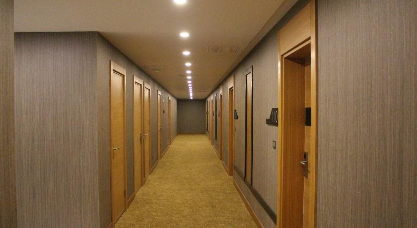 Sky Hotel 10