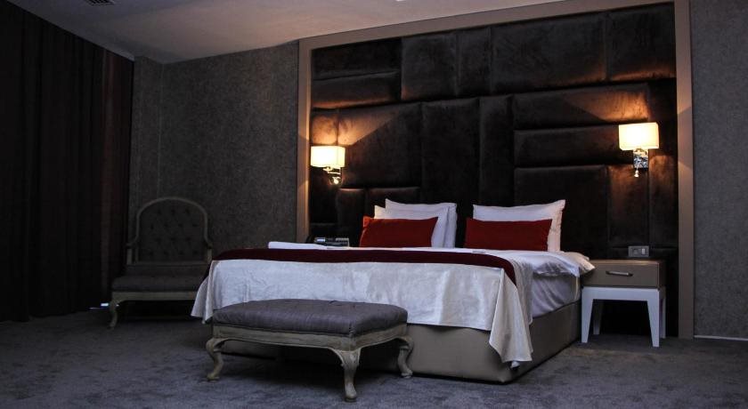 Sky Hotel 5