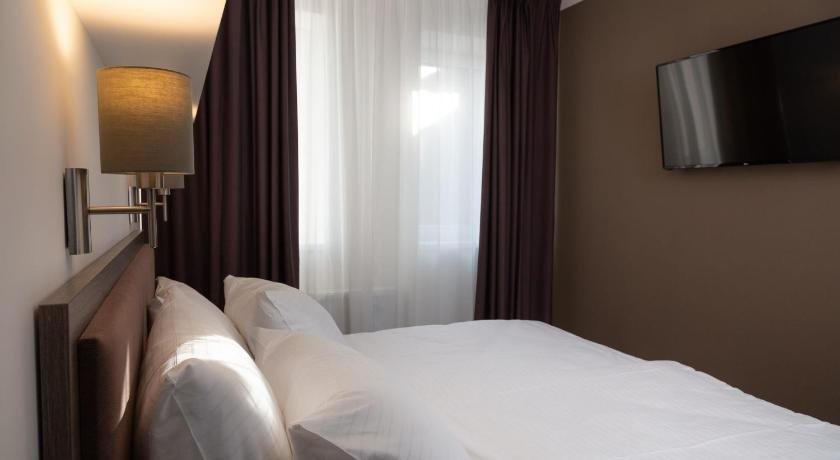 Sky Hotel Prague 5