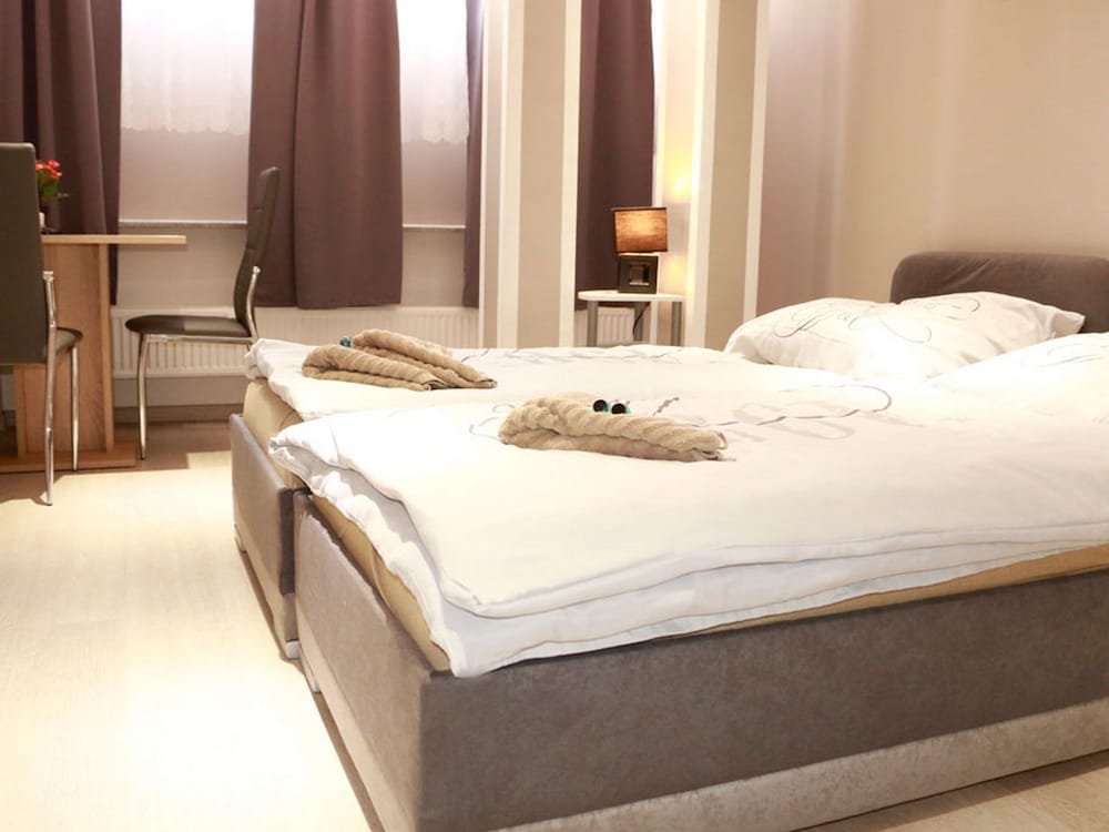 Amaya Motel 18