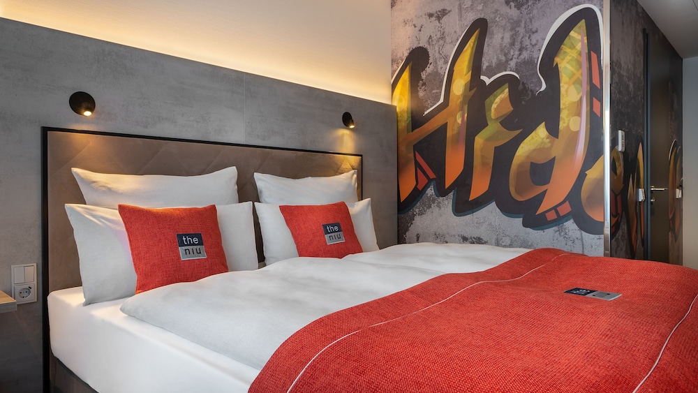 Holiday Inn - the niu, Hide Berlin Friedrichshain 3