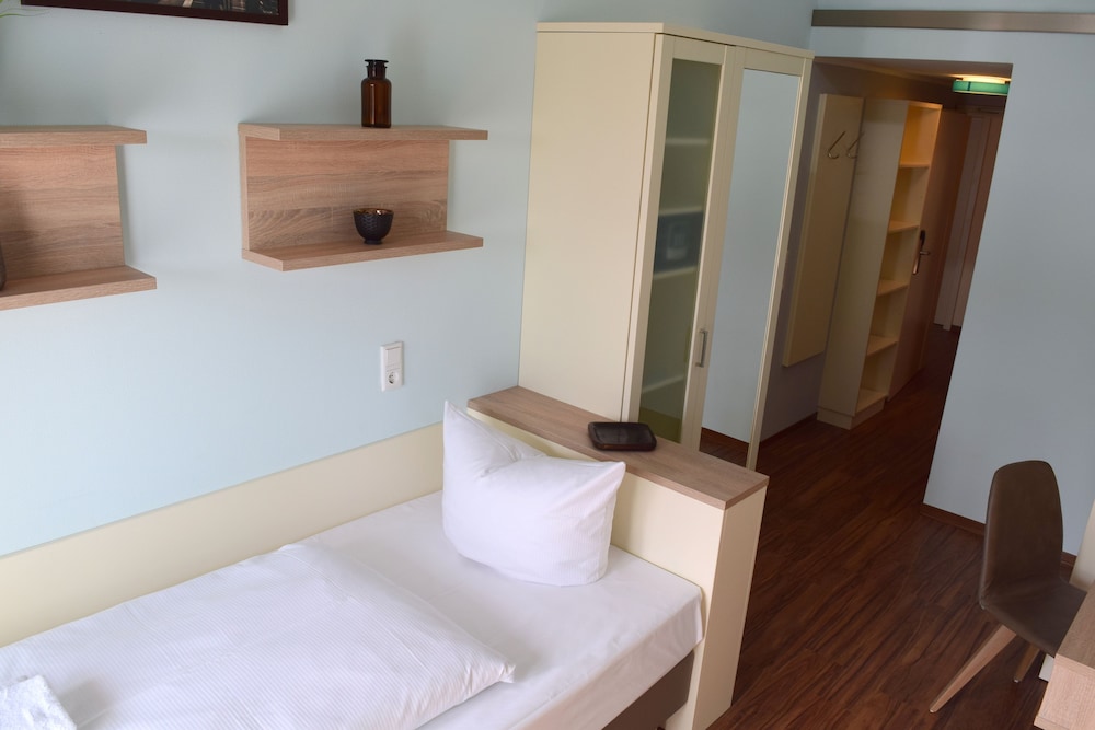Trip Inn Residence 5