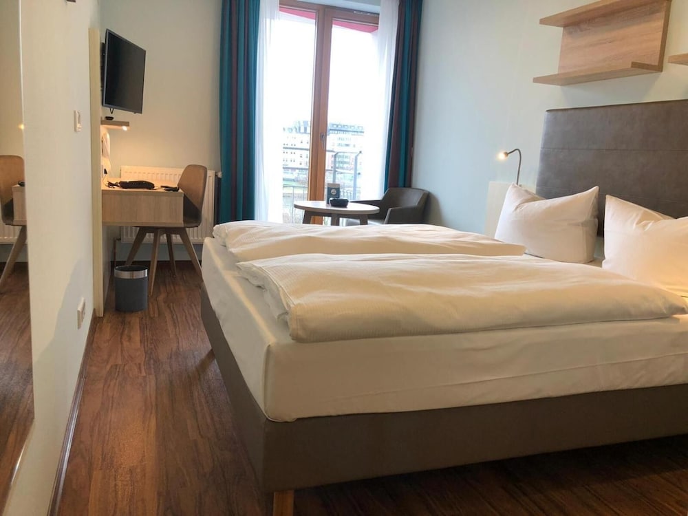 Trip Inn Residence 16