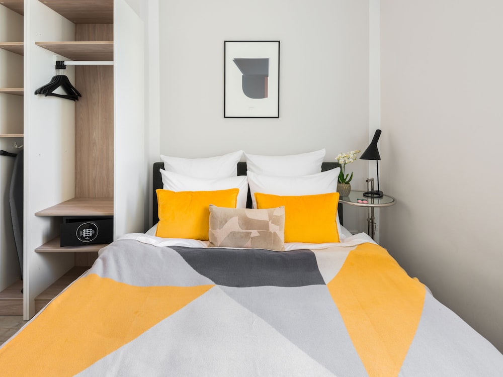 Numa Frankfurt Blau 6