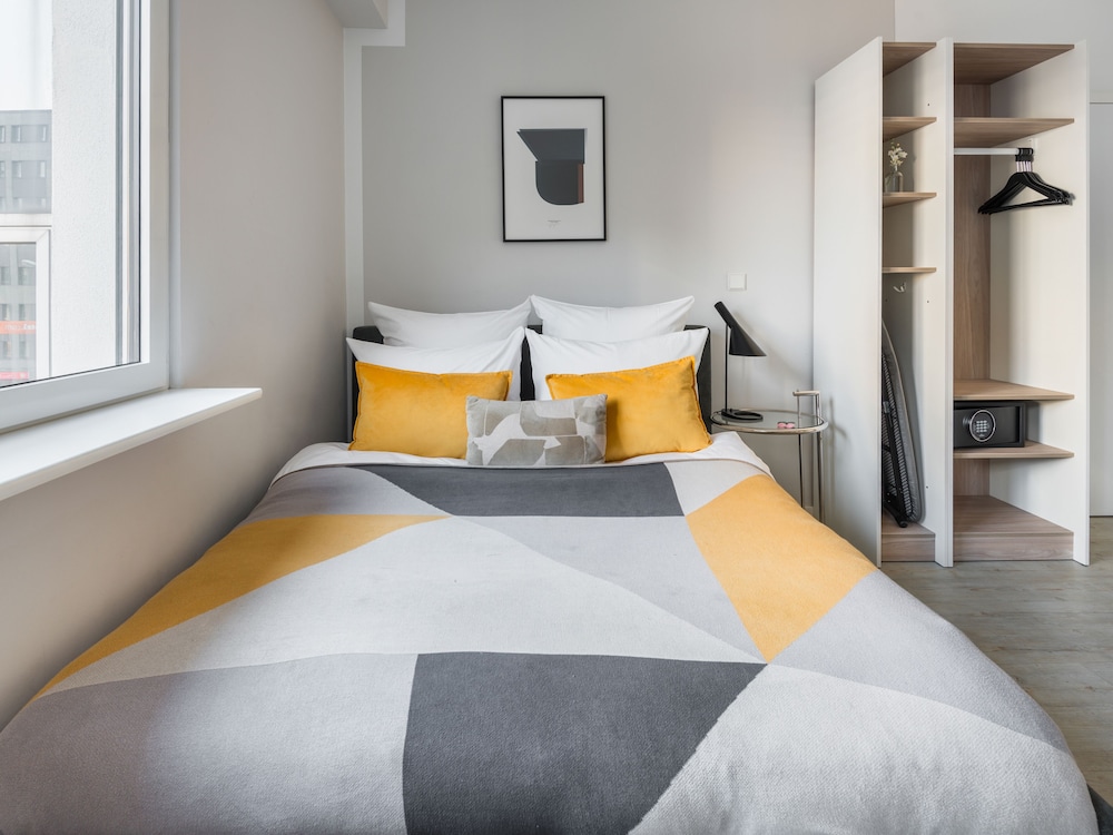 Numa Frankfurt Blau 4