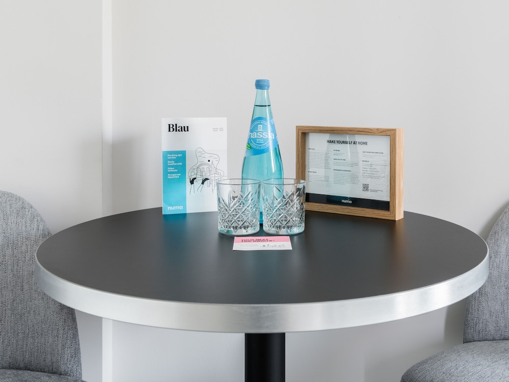 Numa Frankfurt Blau 22