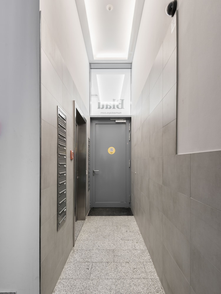 Numa Frankfurt Blau 2