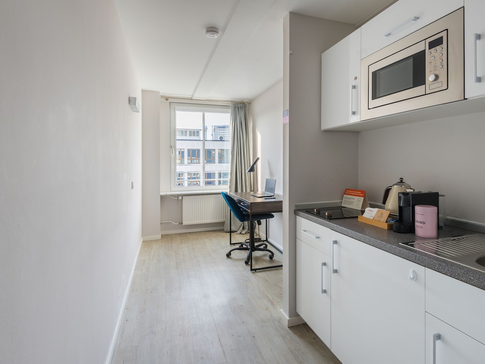Numa Frankfurt Blau 17