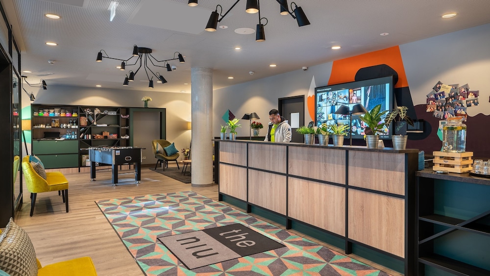 Holiday Inn - the niu, Charly Frankfurt City 1