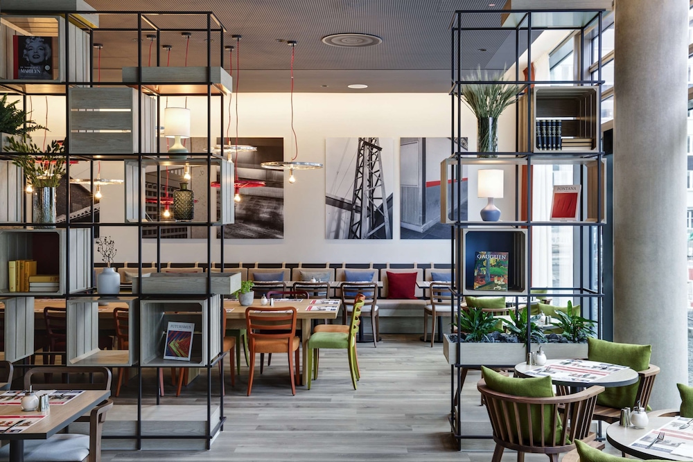IntercityHotel Frankfurt Hauptbahnhof Süd 18