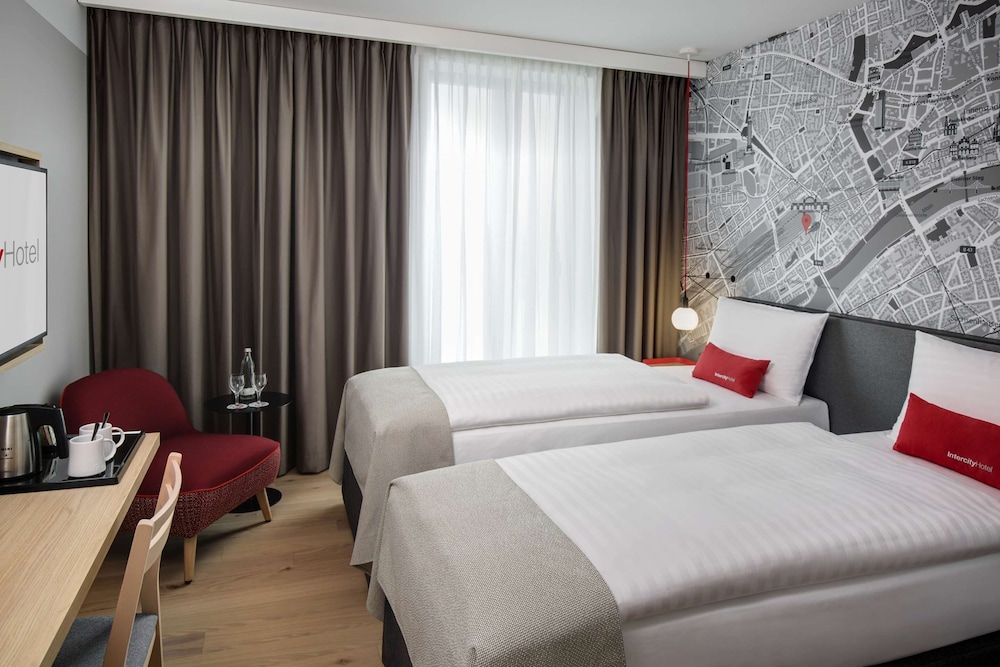 IntercityHotel Frankfurt Hauptbahnhof Süd 11