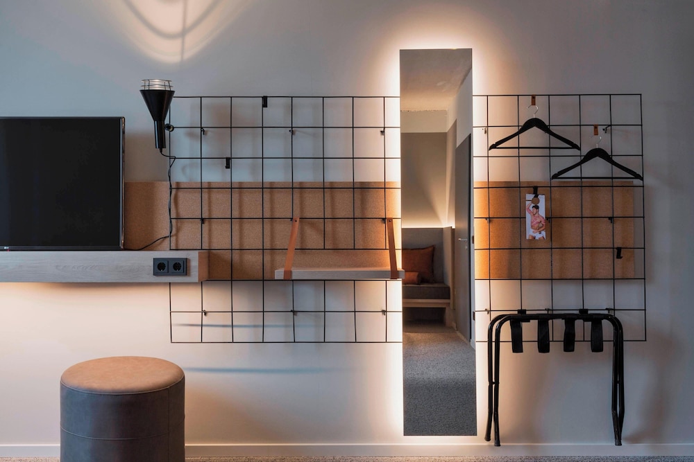 Moxy Frankfurt City Center 17