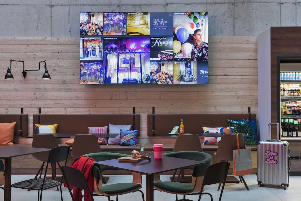Moxy Frankfurt City Center 7