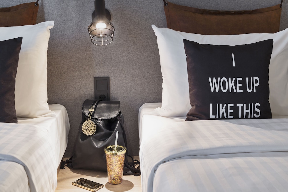 Moxy Frankfurt City Center 12