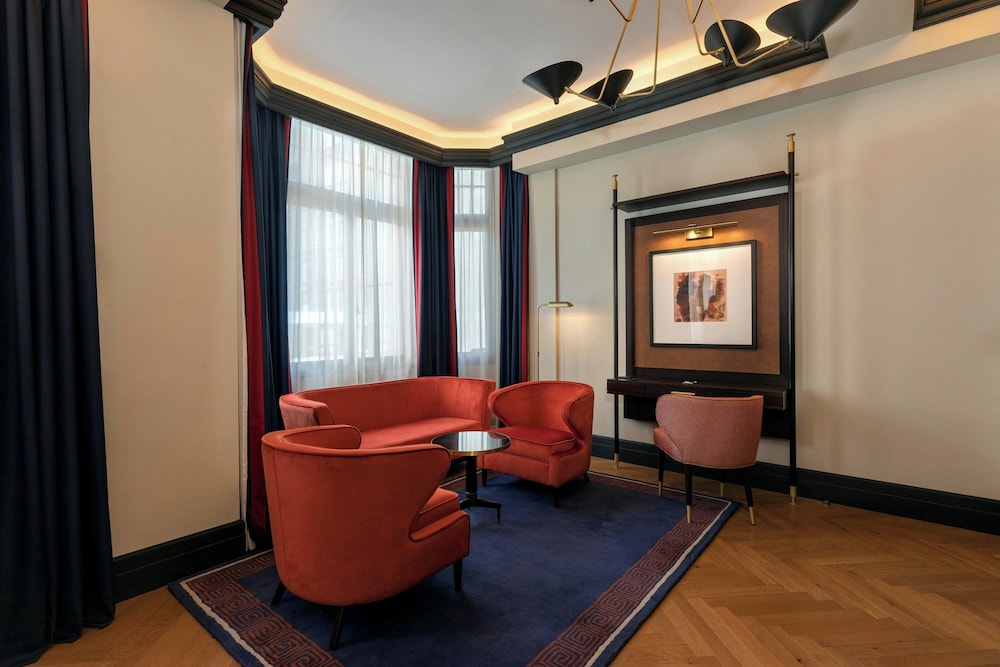 LUME Boutique Hotel, Autograph Collection 19