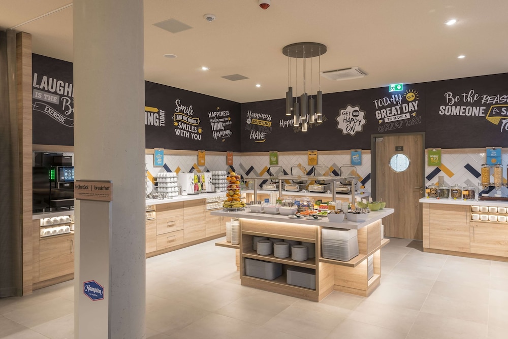 Hampton by Hilton Frankfurt Airport 24
