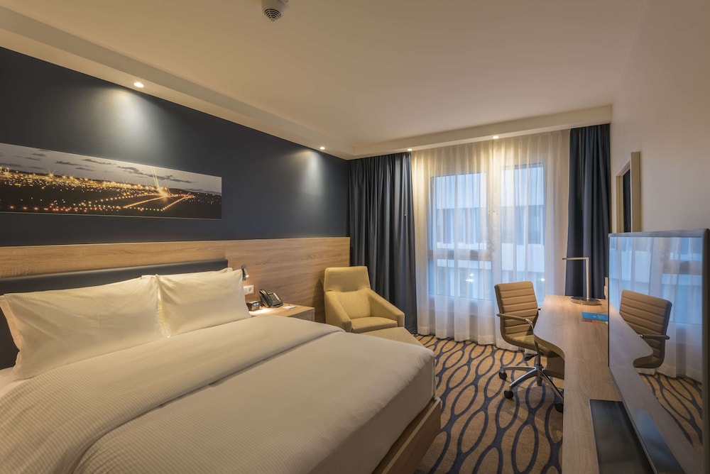 Hampton by Hilton Frankfurt Airport 15