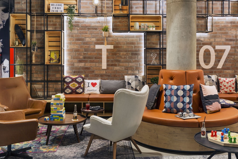 Moxy Düsseldorf Süd 10