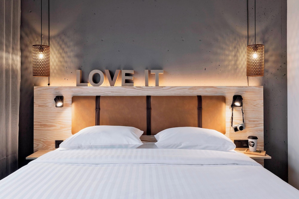 Moxy Düsseldorf Süd 23
