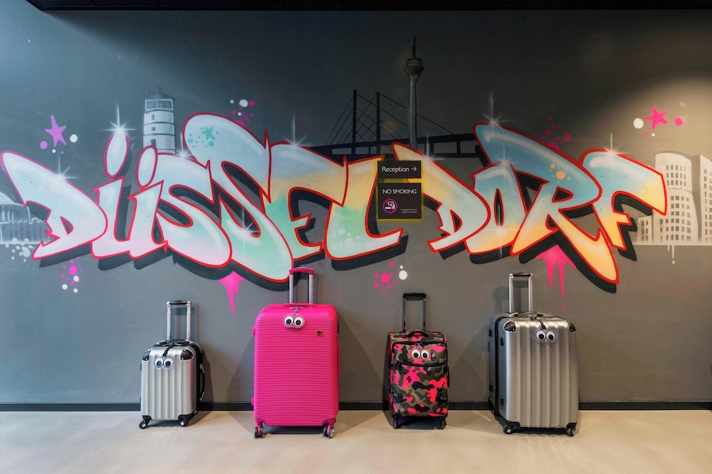 Moxy Düsseldorf Süd 3