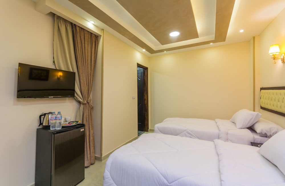 Panorama Pyramids Inn 14