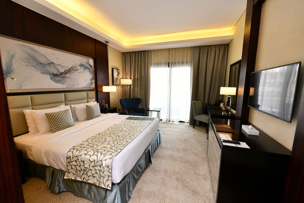 Triumph Luxury Hotel 20