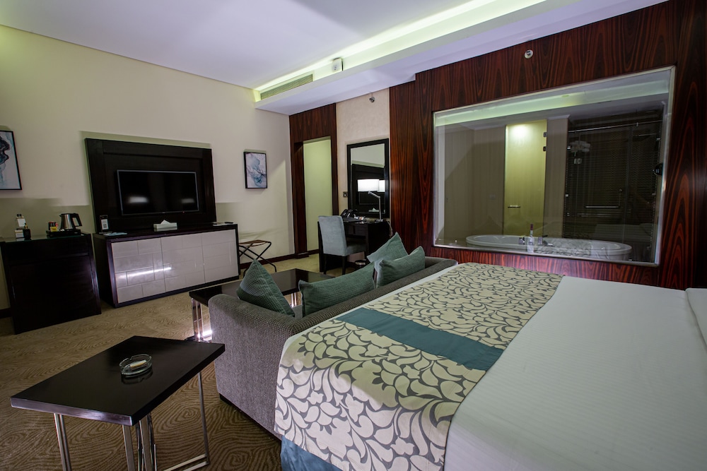 Triumph Luxury Hotel 8