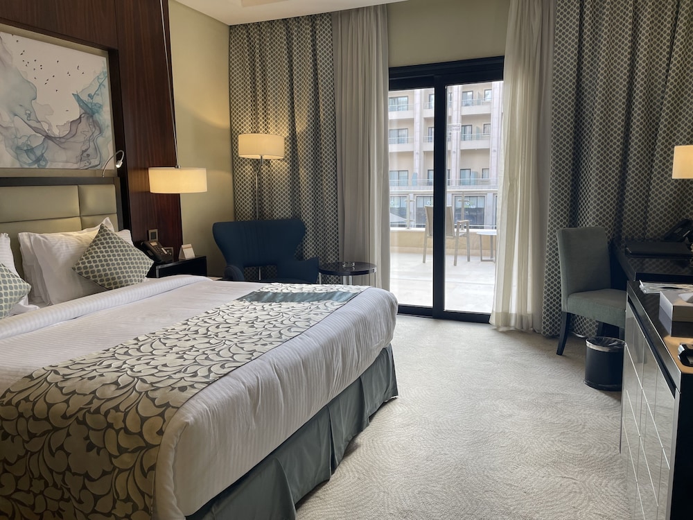 Triumph Luxury Hotel 18