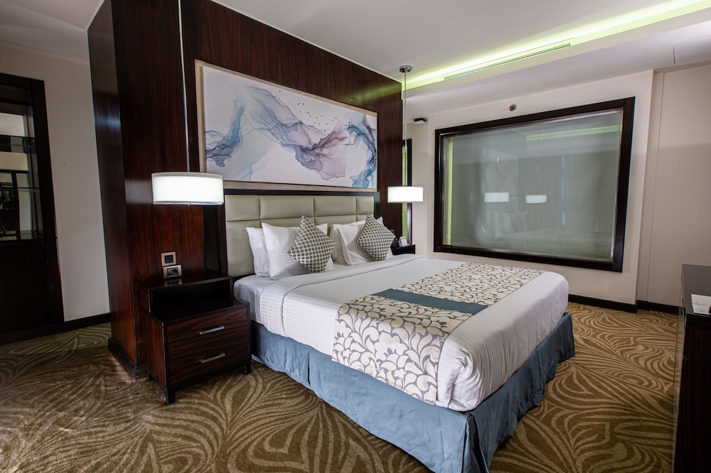 Triumph Luxury Hotel 6