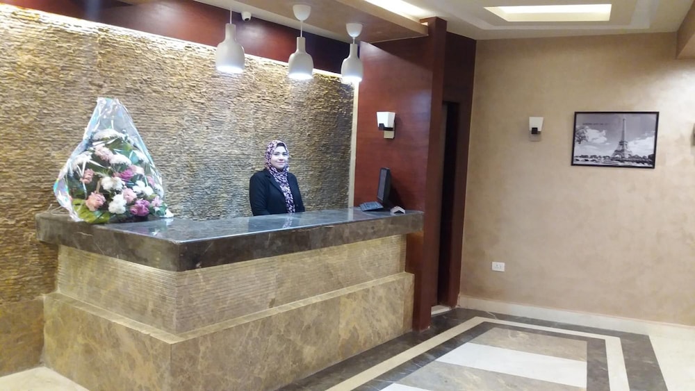 Grand Palace Hotel 2