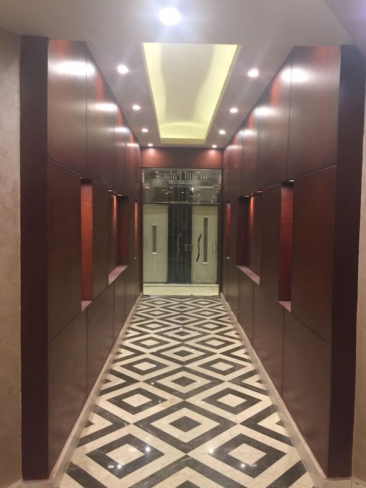 Grand Palace Hotel 20
