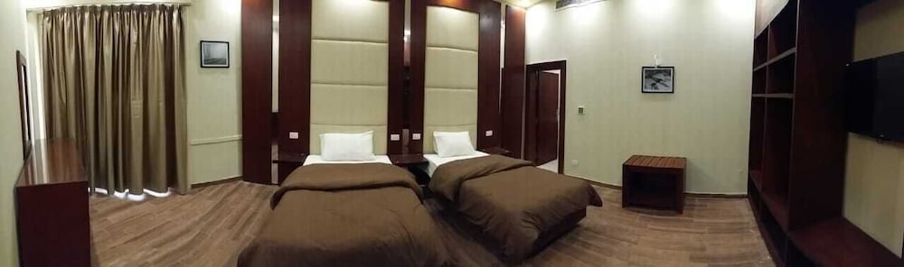 Grand Palace Hotel 8