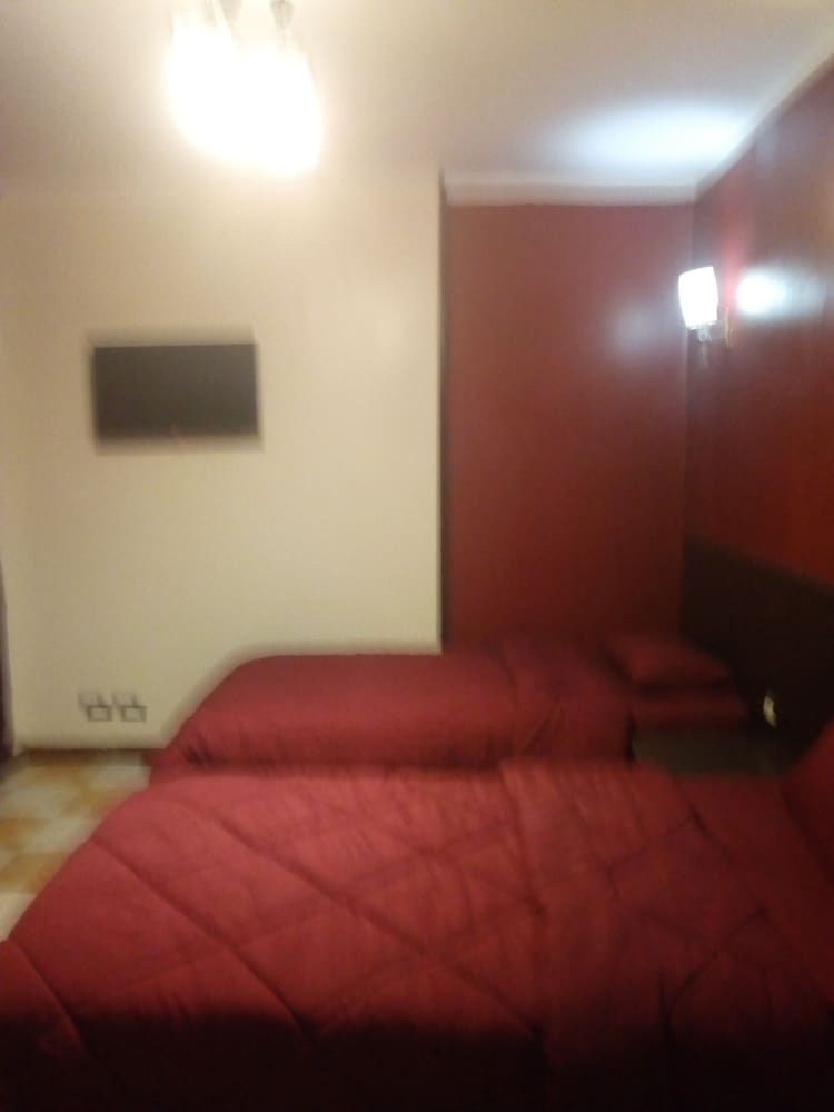 Oasis Hotel 10