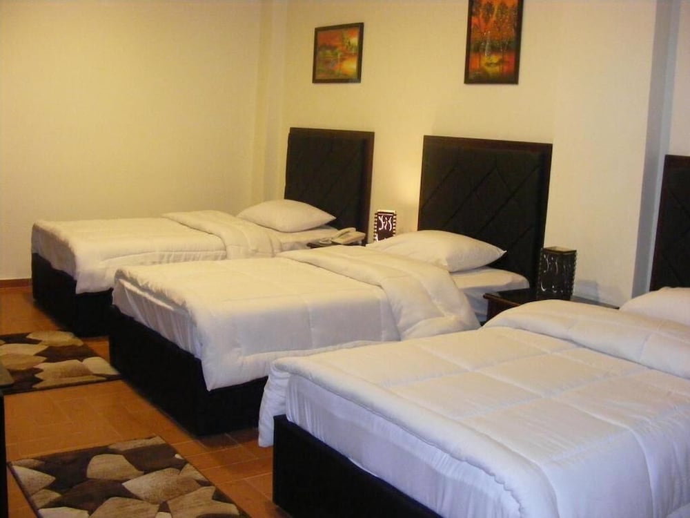 Oasis Hotel 21