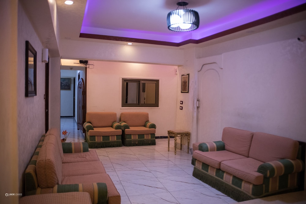 Nile Sky Suites Hotel 5