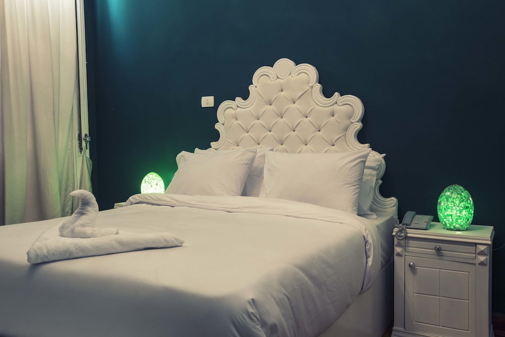Tahrir Plaza Suites 2
