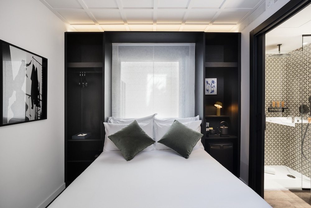 Yurbban Ramblas Boutique Hotel 24