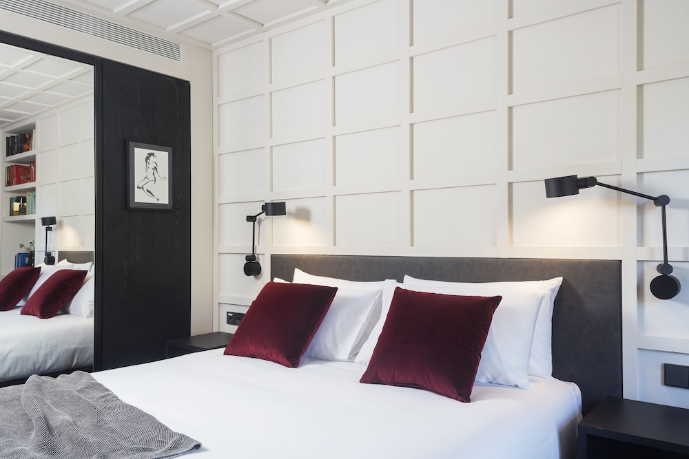 Yurbban Ramblas Boutique Hotel 17
