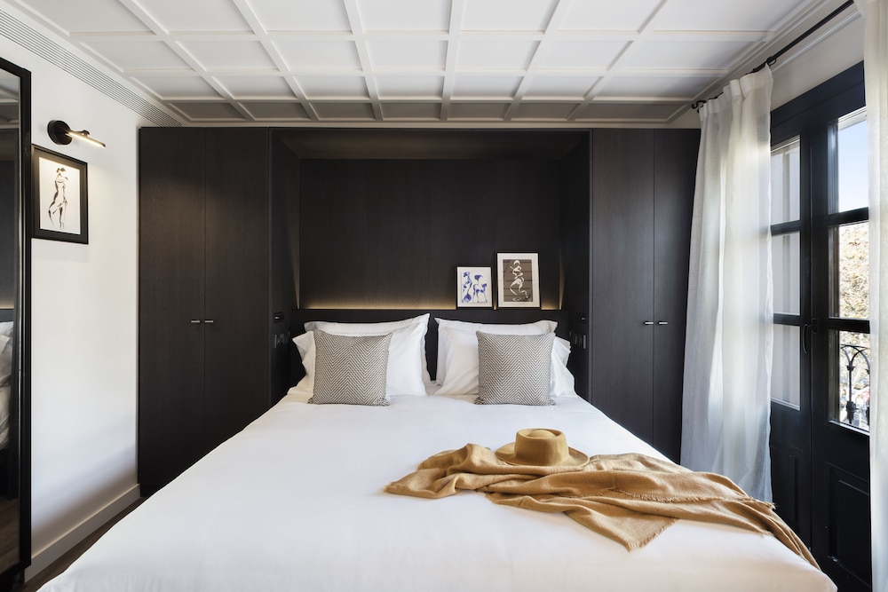 Yurbban Ramblas Boutique Hotel 12