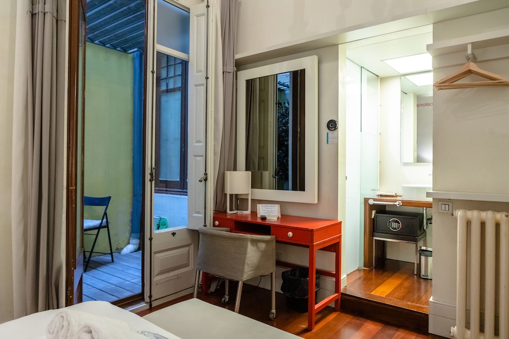 Ca La Maria Bed And Breakfast Barcelona 4