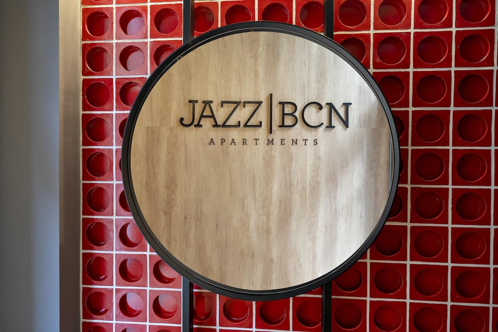 Habitat Apartments Hot Jazz 3