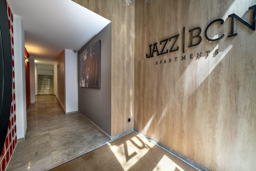 Habitat Apartments Hot Jazz 5