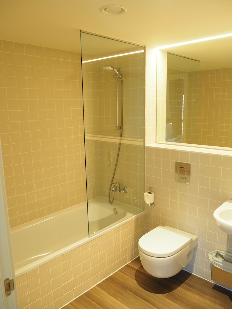 easyHotel Barcelona Fira 17