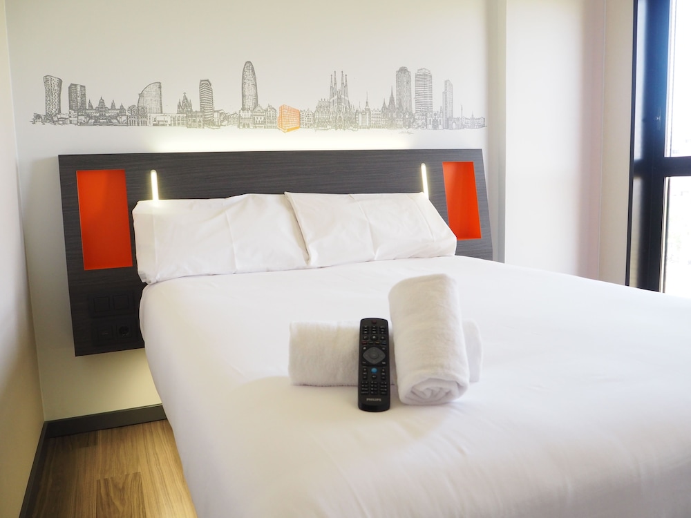 easyHotel Barcelona Fira 12