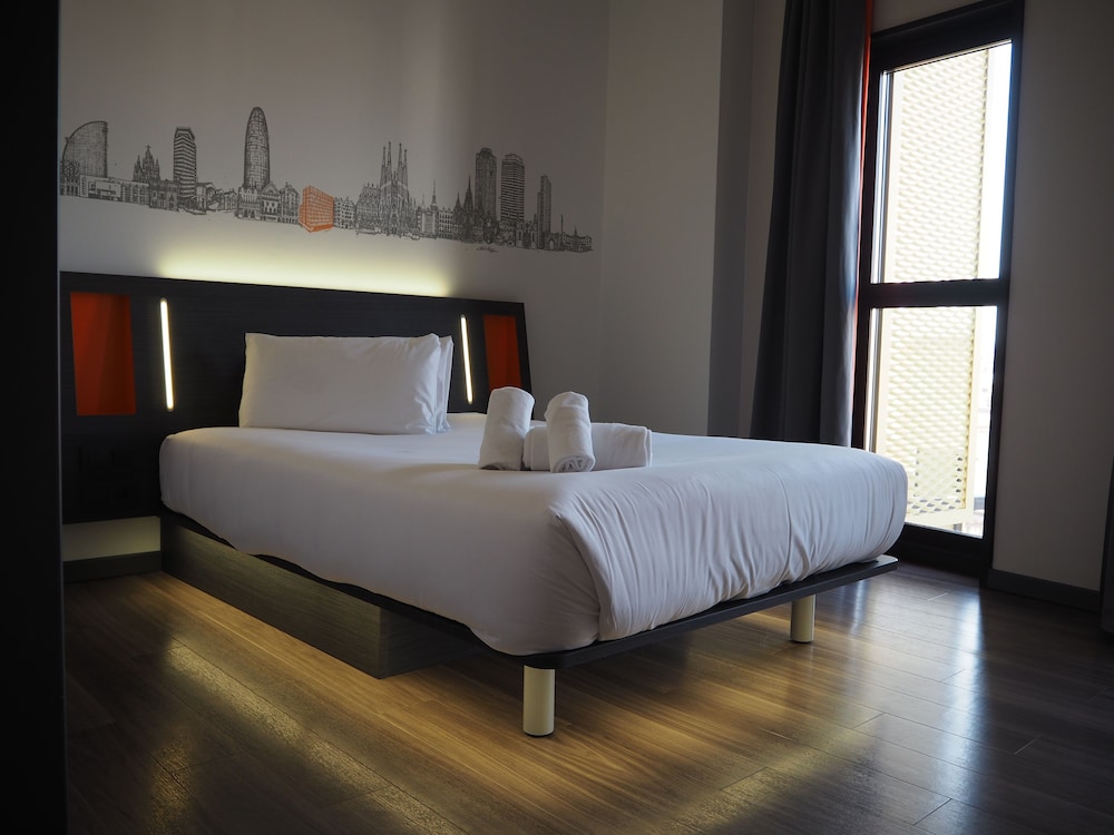 easyHotel Barcelona Fira 13