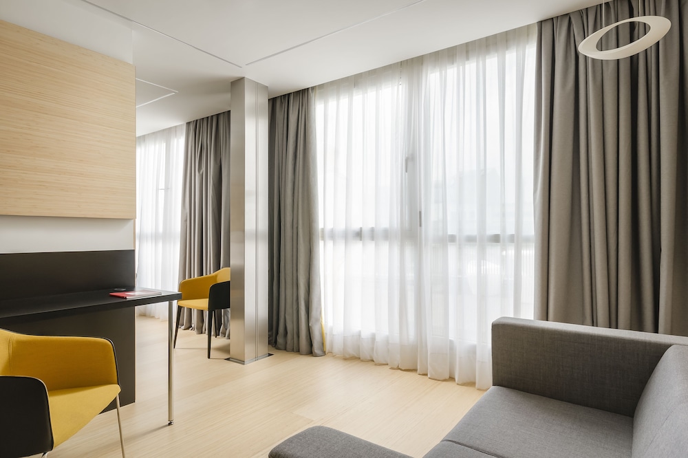 Dorma Plaza Catalunya 9