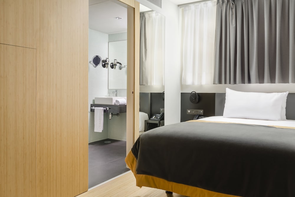 Dorma Plaza Catalunya 7