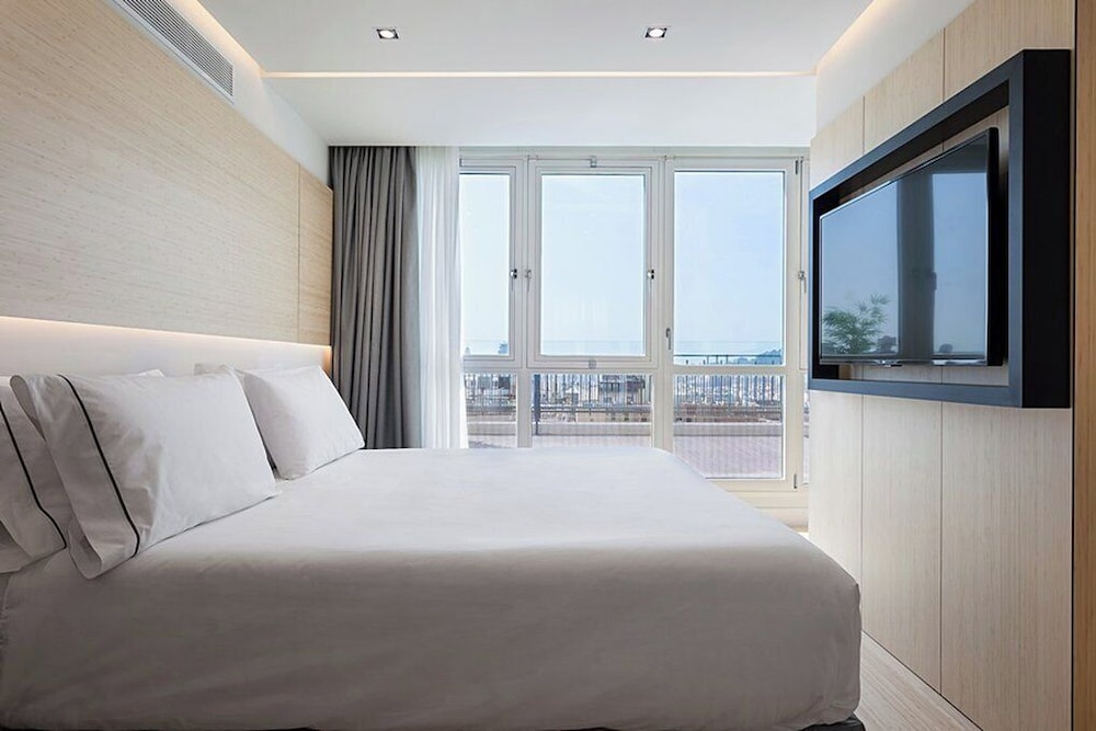 Dorma Plaza Catalunya 23