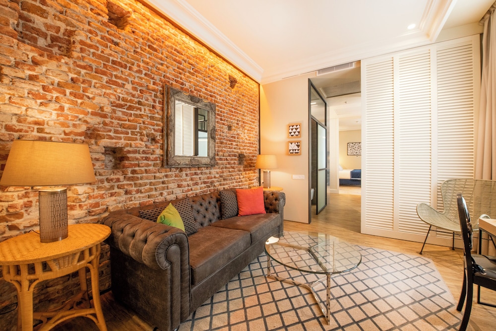 Pestana Collection Plaza Mayor 19